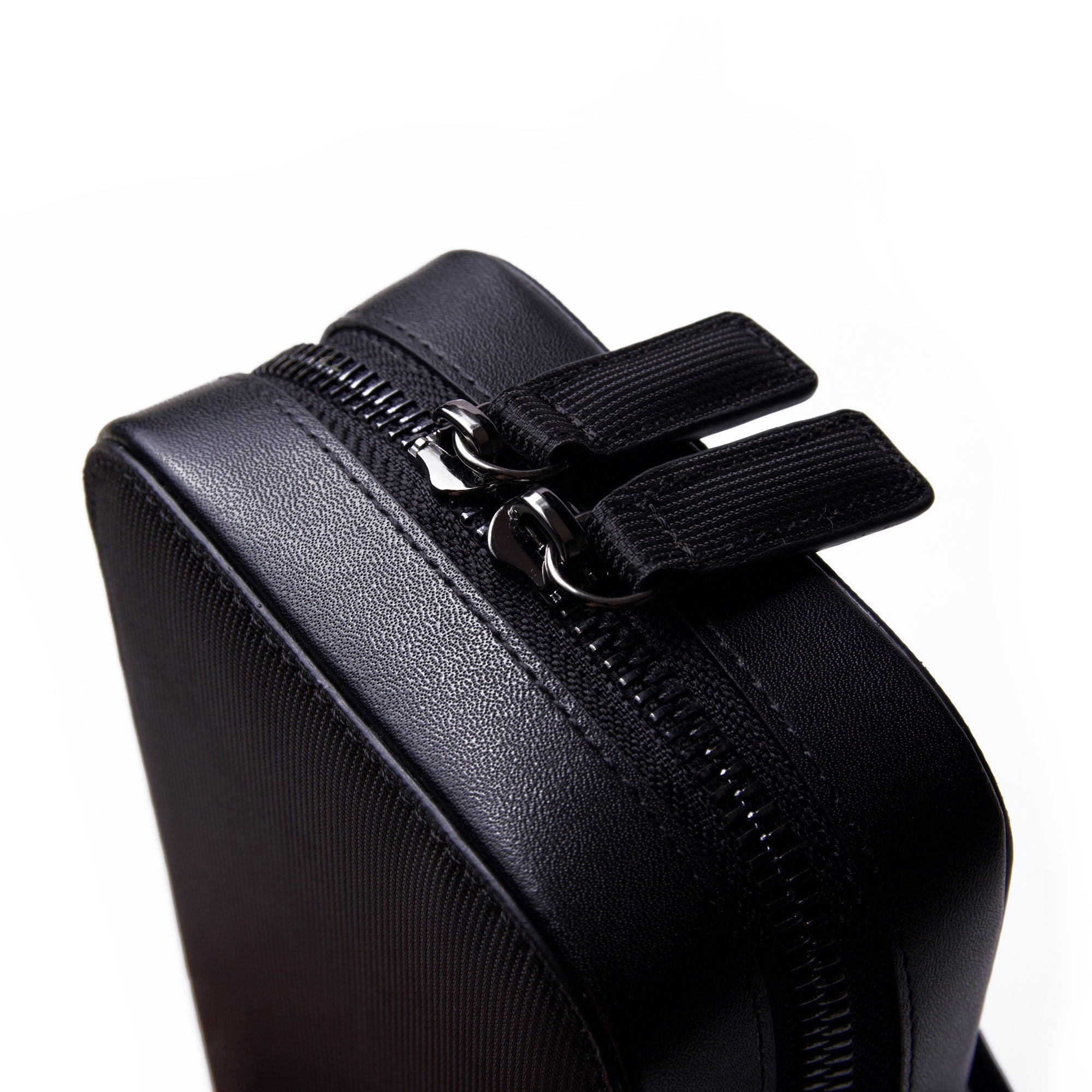 Túi đeo chéo vuông Nam Nữ - Crossbody Bag - SOWER