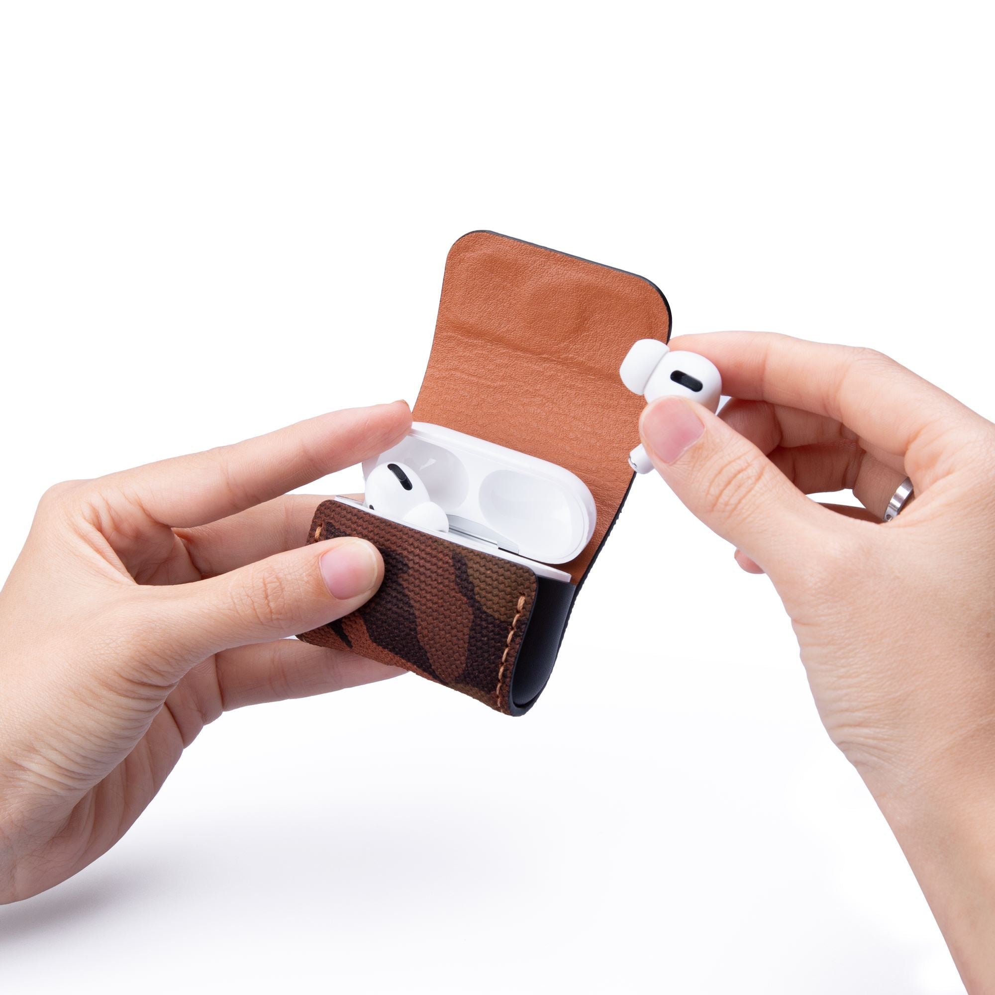Bao da Airpods Pro Cases lethnic