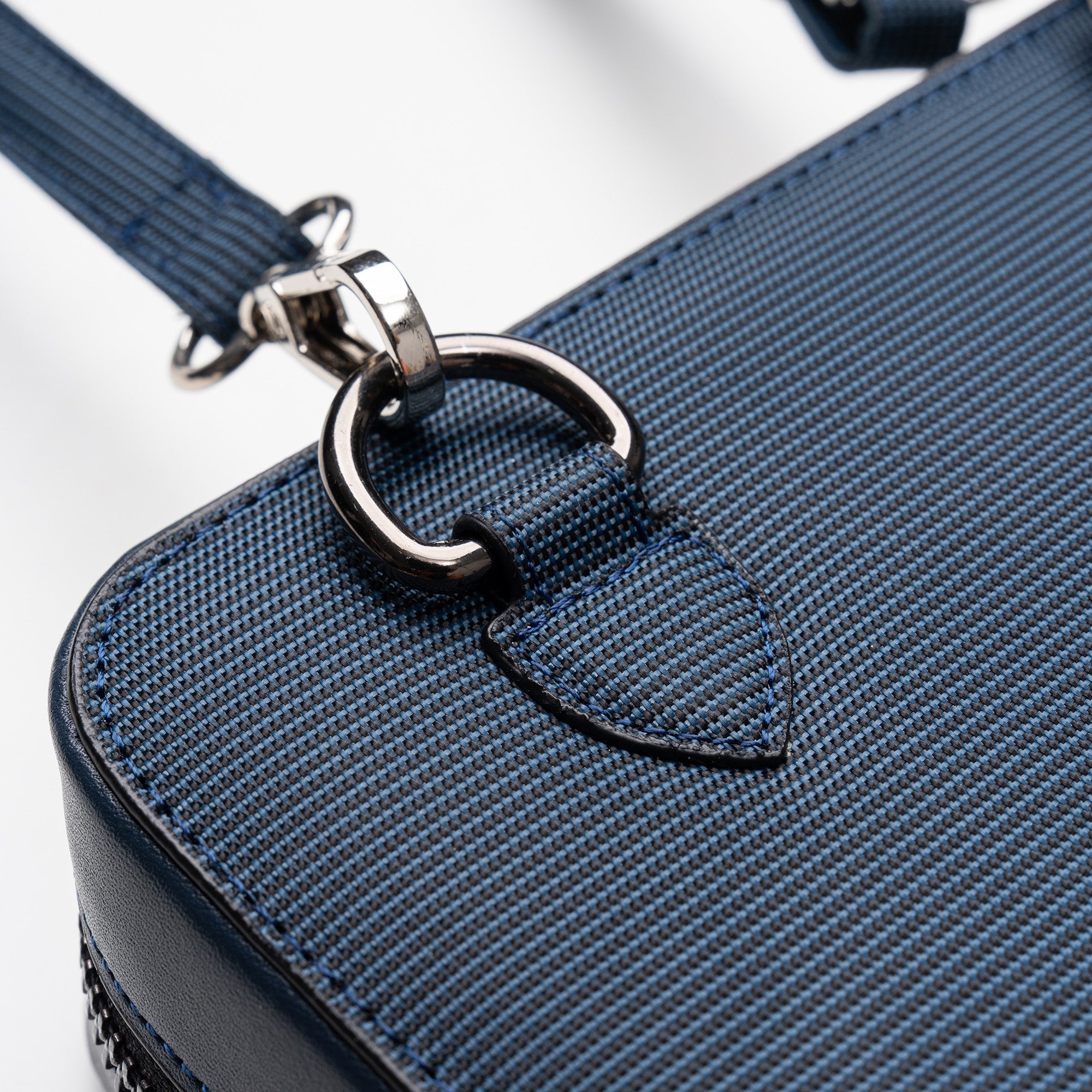 Túi đeo chéo cho nữ - Crossbody Bag - SOWER H