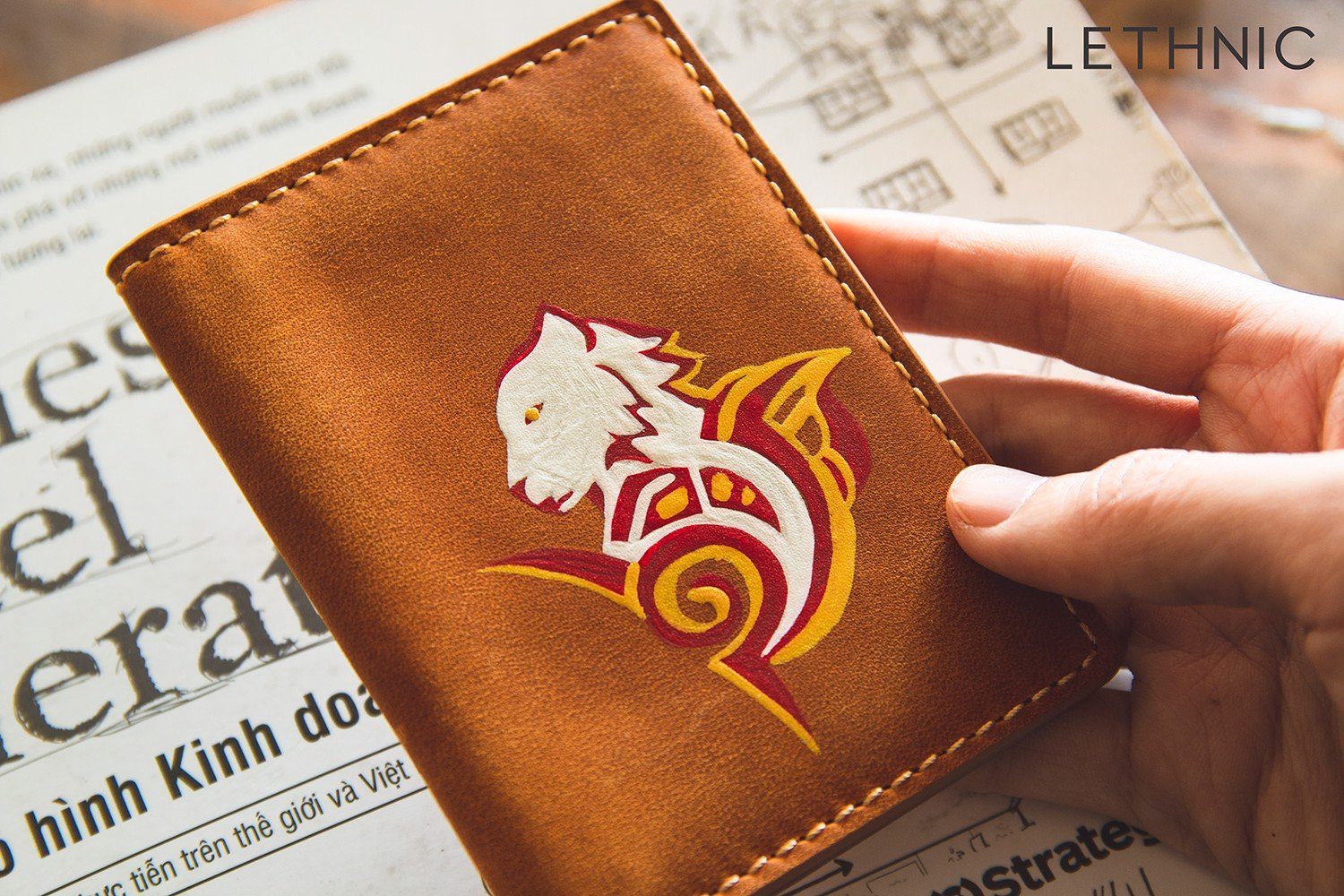 Ví da vẽ Cọp lethnic