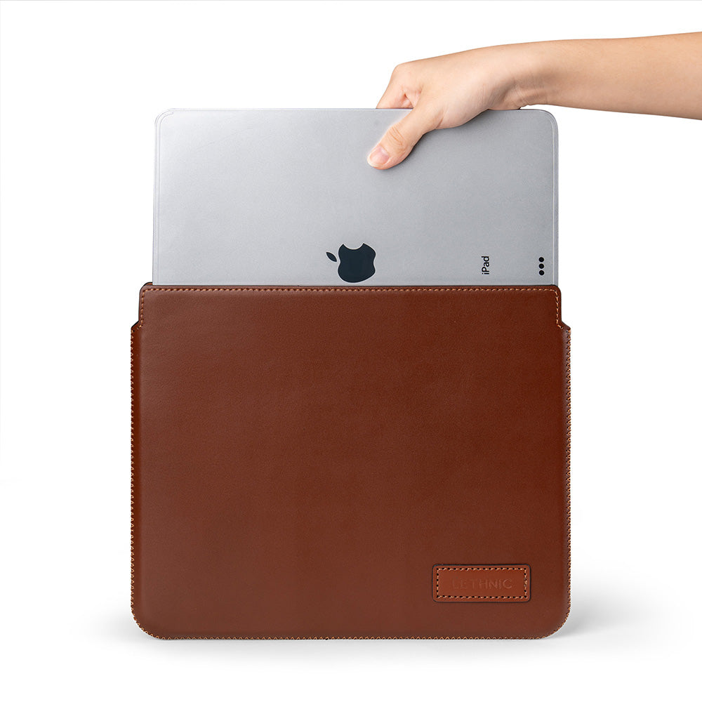 Bao da IPad Pro 13 inches - Nâu